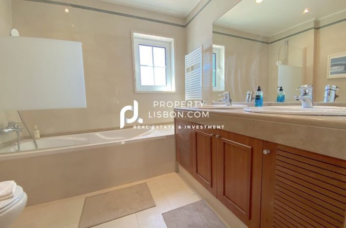 Image No.9-4 Bed Villa for sale