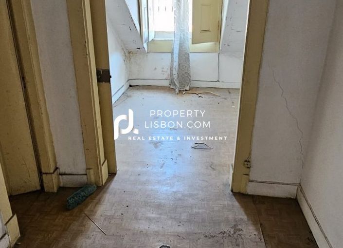 Image No.9-4 Bed Property for sale