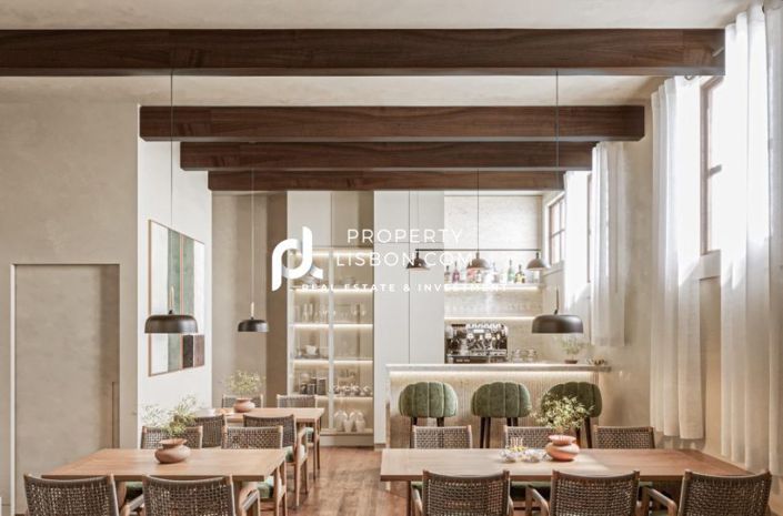 Image No.2-10 Bed Property for sale