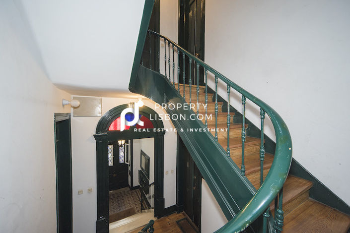 Image No.2-4 Bed Apartment for sale