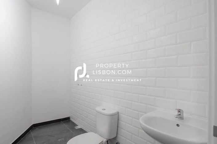 Image No.8-1 Bed Commercial for sale