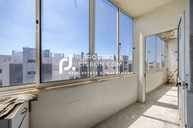 Image No.8-2 Bed Apartment for sale