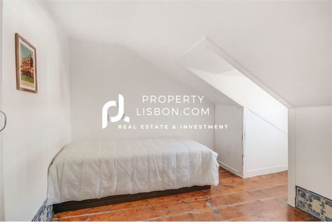 Image No.13-2 Bed Apartment for sale