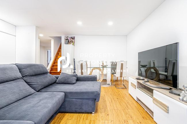 Image No.12-3 Bed Apartment for sale