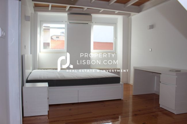 Image No.12-2 Bed Apartment for sale