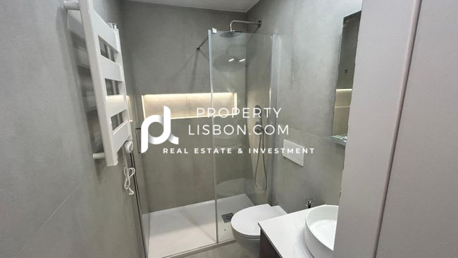 Image No.8-2 Bed Apartment for sale