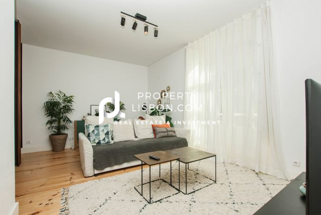 Image No.10-1 Bed Apartment for sale