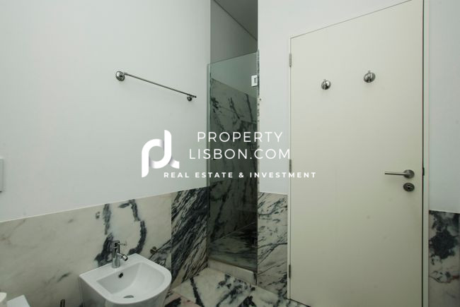 Image No.19-1 Bed Apartment for sale