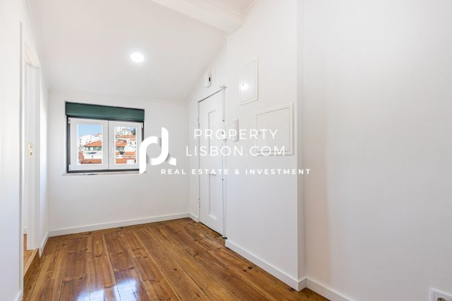 Image No.15-2 Bed Apartment for sale