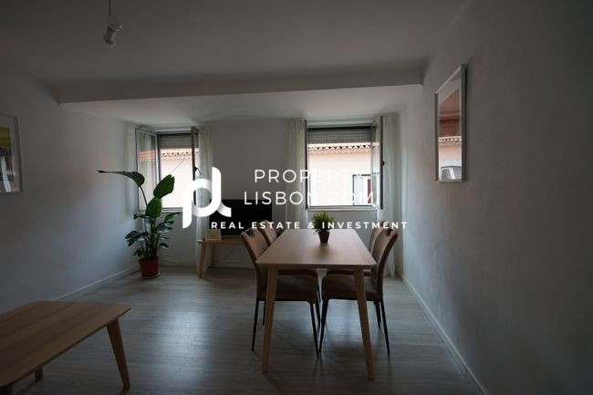 Image No.4-7 Bed Apartment for sale