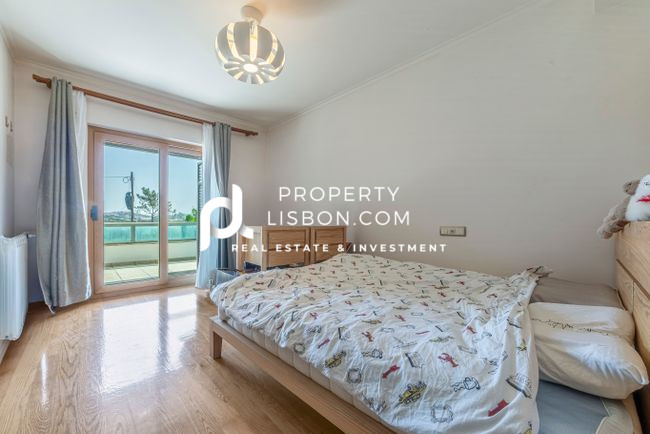 Image No.14-2 Bed Apartment for sale