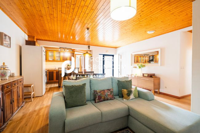 Image No.8-2 Bed House for sale