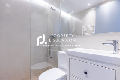 f51fe077-951f-43ed-b730-61c0480bcb65