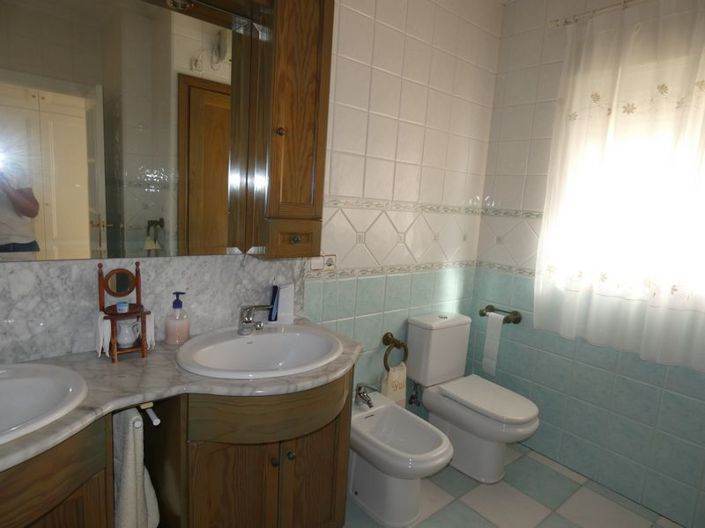 Image No.30-4 Bed Villa for sale