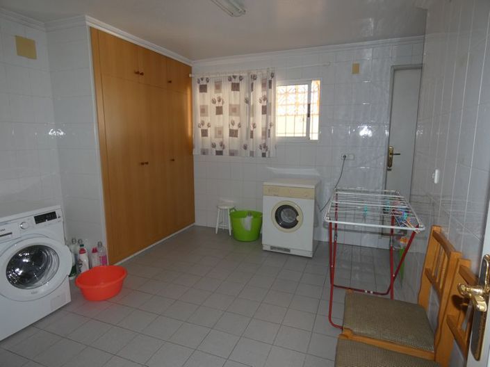 Image No.36-4 Bed Villa for sale