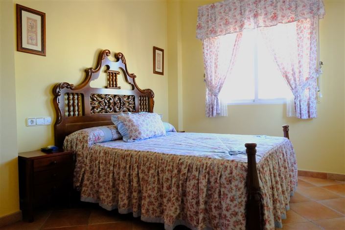 Image No.16-5 Bed Finca for sale