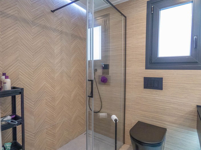 Image No.15-3 Bed Property for sale