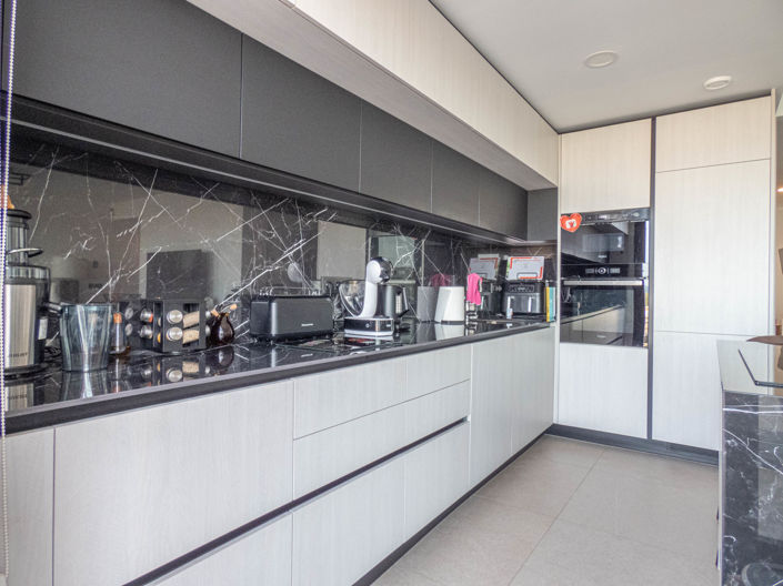 Image No.3-3 Bed Property for sale