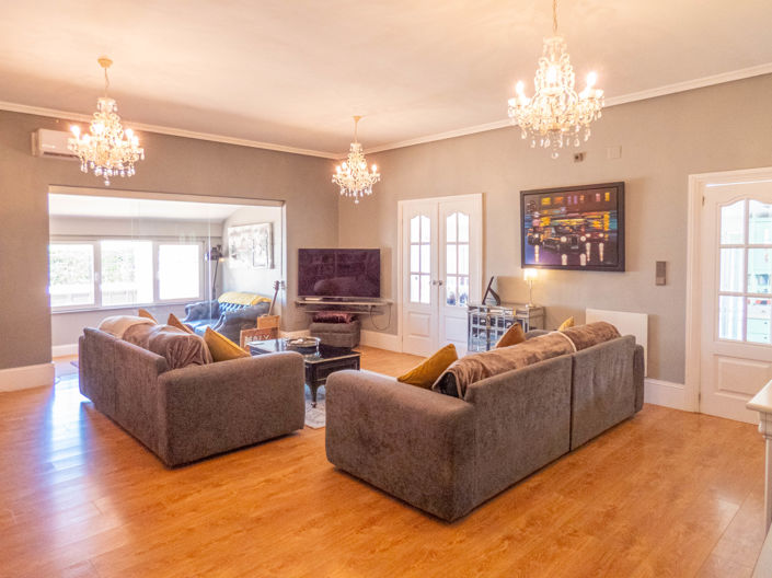 Image No.10-6 Bed Villa for sale