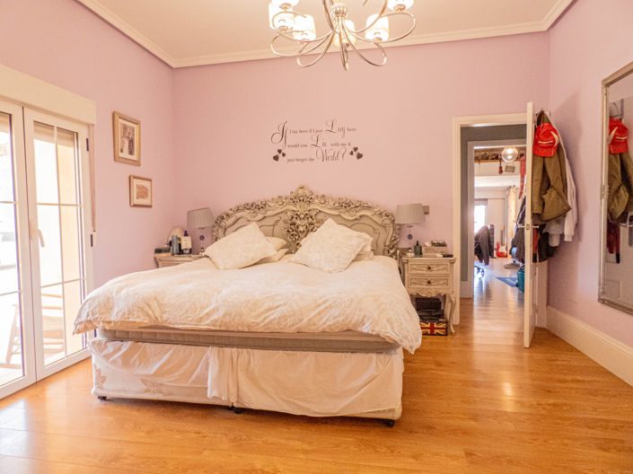 Image No.21-6 Bed Villa for sale