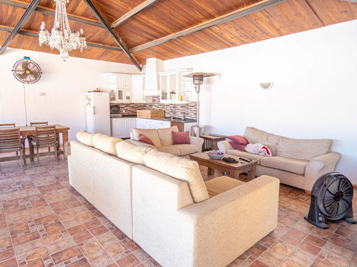 Image No.48-6 Bed Villa for sale