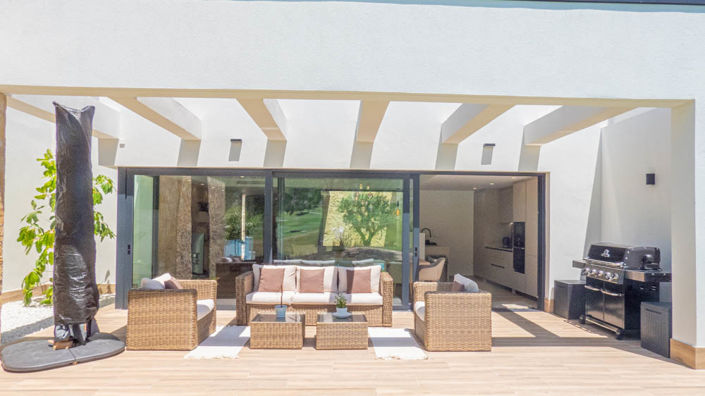 Image No.15-6 Bed Villa for sale