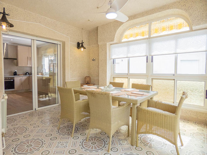 Image No.10-6 Bed Villa for sale