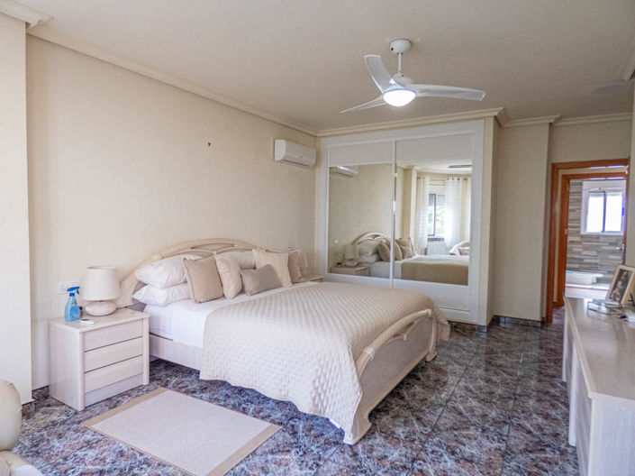 Image No.19-6 Bed Villa for sale