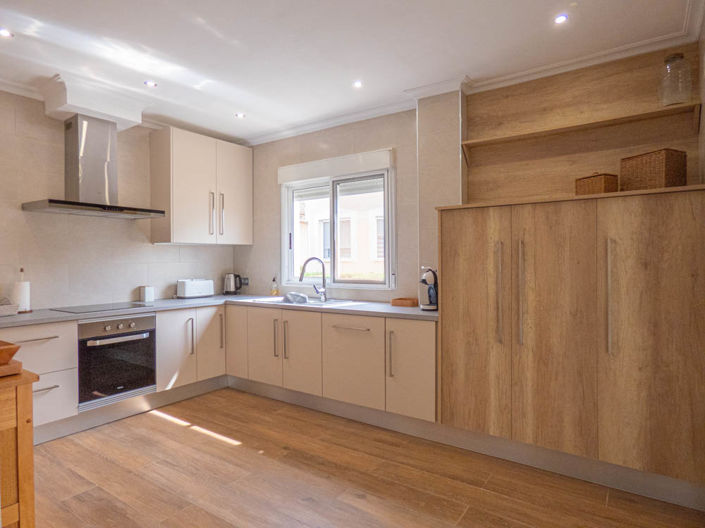 Image No.28-6 Bed Villa for sale