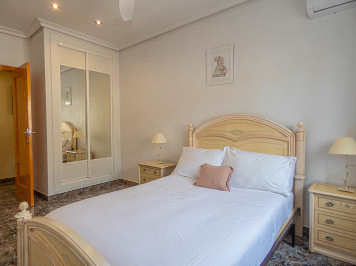 Image No.37-6 Bed Villa for sale