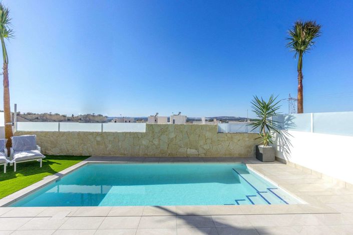 Image No.28-3 Bed Villa for sale