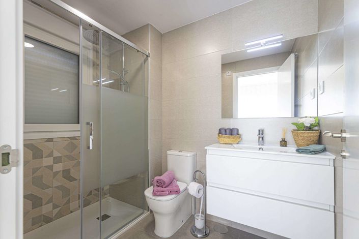 Image No.18-3 Bed Apartment for sale