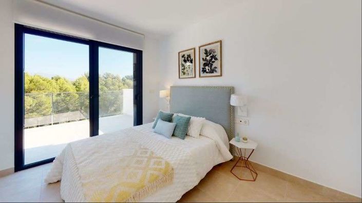 Image No.11-3 Bed Villa for sale