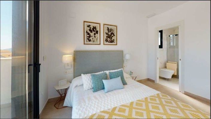 Image No.12-3 Bed Villa for sale