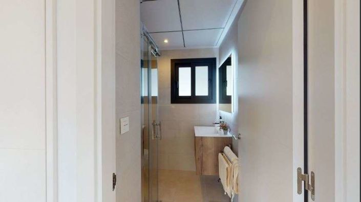 Image No.17-3 Bed Villa for sale