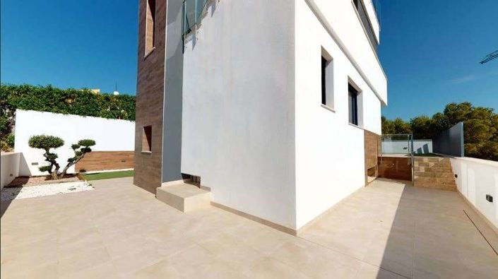 Image No.26-3 Bed Villa for sale