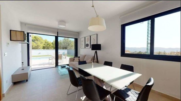 Image No.7-3 Bed Villa for sale