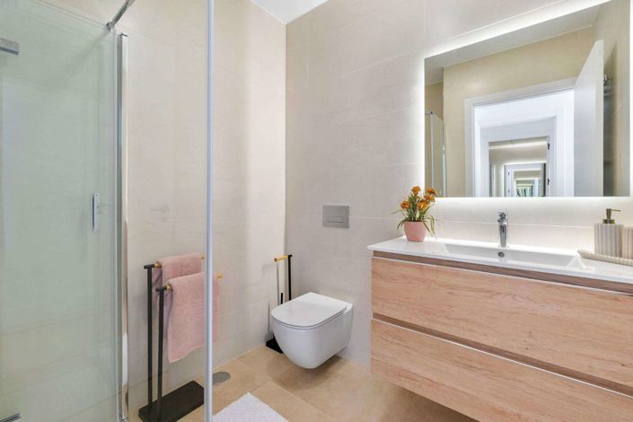 Image No.27-2 Bed Bungalow for sale