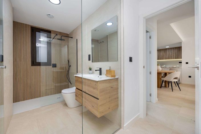 Image No.25-2 Bed Apartment for sale