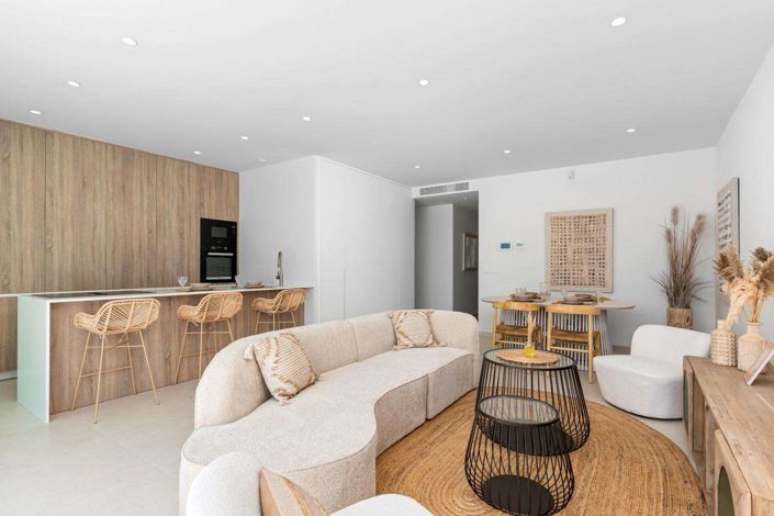 Image No.19-3 Bed Townhouse for sale