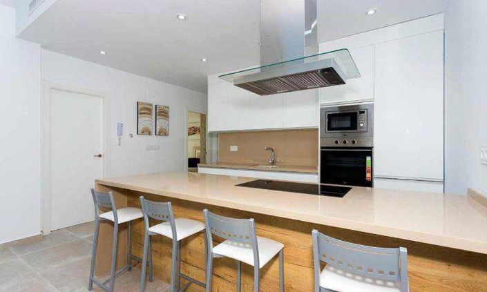 Image No.28-3 Bed Quad for sale