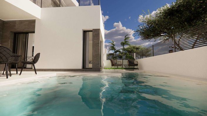 Image No.2-3 Bed Quad for sale