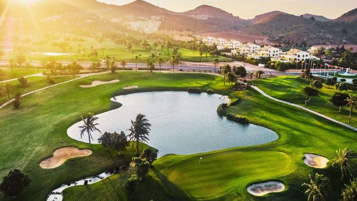 Image No.21-2 Bed Townhouse for sale