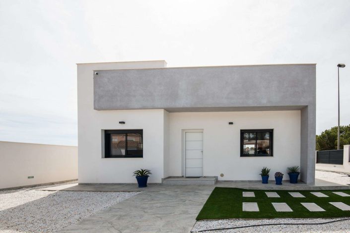 Image No.1-3 Bed Villa for sale