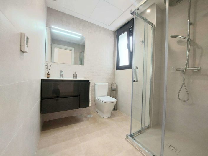 Image No.19-3 Bed Villa for sale