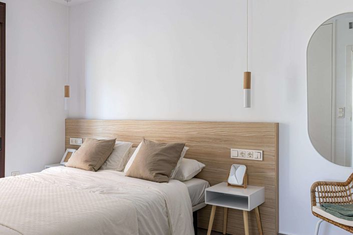 Image No.15-2 Bed Bungalow for sale