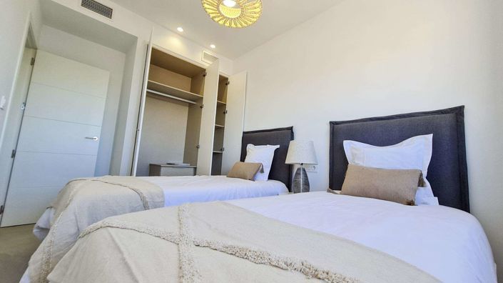 Image No.10-3 Bed Villa for sale