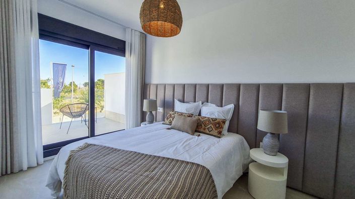 Image No.7-3 Bed Villa for sale