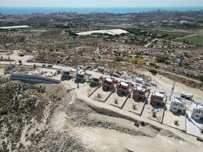 Image No.26-3 Bed Villa for sale