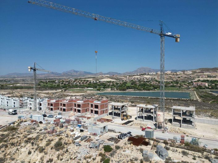 Image No.28-3 Bed Villa for sale